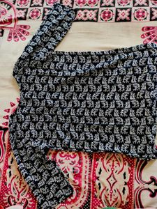 Patterned Long Sleeve Top And Kurti