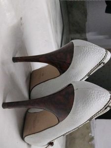 Zara Blanco Heels