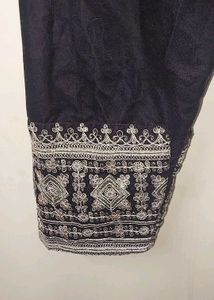 Elegant Embroidered Velvet Kurta set