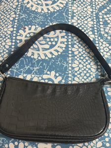 H&amp;M Black Shoulder Bag