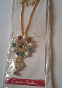 Stylish Gold Necklace