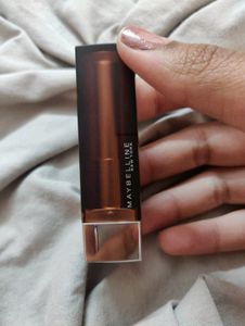 Maybelline Matte Nude Lipstick (Shade-East Village Rose)