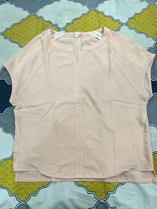 Elegant peach top