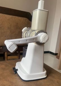 Miracle Fruit &amp; Vegetable Juicer