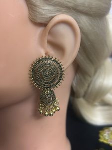 FUBS Jhumka Earrings