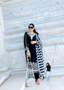 Black & White Embroidery Suit 🖤