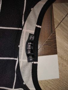 Shein Grid Crop Top Along With Pencil Skirt