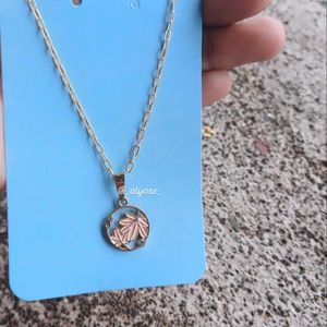 Maple Necklace 🍁
