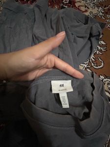 H&amp;M Graphic Long Sleeve Tee