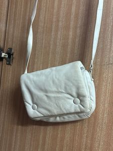 H&M Original White Leather Shoulder Bag