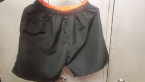 Men&#39;s Black Shorts
