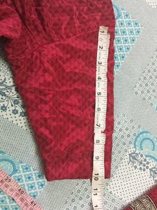 Printed Maroon And Off White Silk Saree