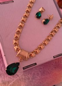 Polki Set With Beautiful Free Gift