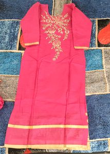 Women Kurta With Lagging