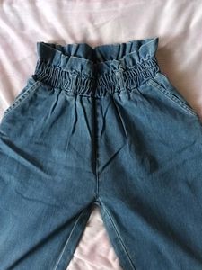 Stylish Blue Pegged Jeans