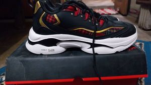 Selling Brand New Campus Sports Shoes For Women