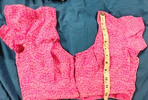 Pink Printed Blouse With Lining And Short Sleeves