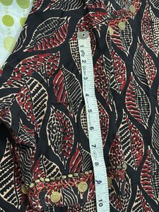 Patterned Leaf Print Top