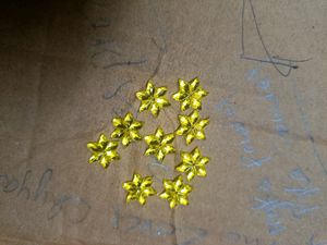 Flowers &amp; Leaf Stones