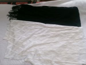 2 Shawl Of Black And White Colour