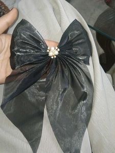 Chic Black Bow Hair Accessory