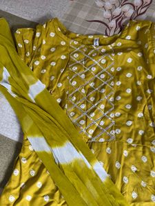 Anarkali With Chunni