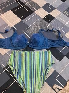 combo Of Four Bra N Panty In Victoria secret