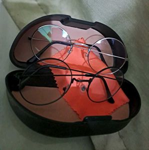 Men Black TR-90 Round Sunglasses