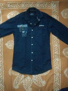Plane Solid Dark Blue Daniem Shirt With Combo Prin