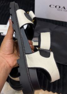 🇺🇸 Coach Imported Luxury Sandal