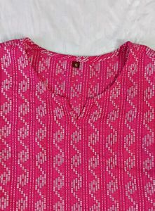 Elegant Pink Ikat  Kurti🎀