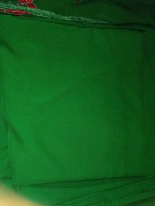 Green 💚 Colour Rose 🌹 Design Unstitched Suit.