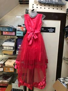 🔥🔥Hot Gown For Beautiful Girls🔥