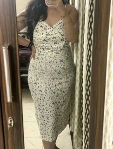 NEWME  Floral bodycon Dress