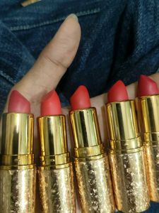 Gold Lipstick Bundle