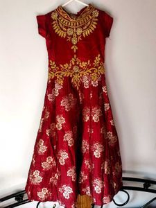 Red Embroidered Girls&#39; Anarkali Suit
