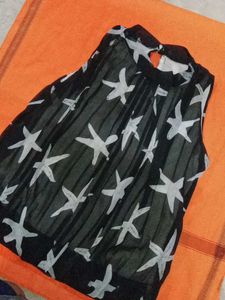 Star Print Sleeveless Top