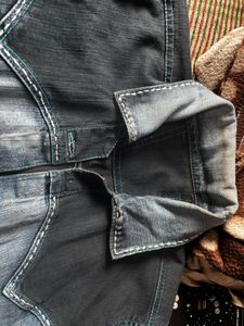 Denim Jacket - Stylish &amp; Versatile