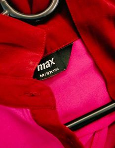 MAX sleeveless bow shirt