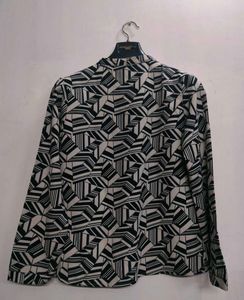Stylish Printed Dress Shirt🤍