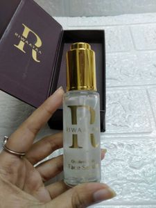 Riwaayaa Face Serum + Free Surprise Gift