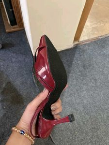 Elegant Heels For Womens