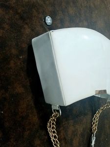 White Sling Bag +1 Extra Slin