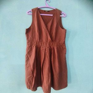 Brown Sleeveless Casual Dress