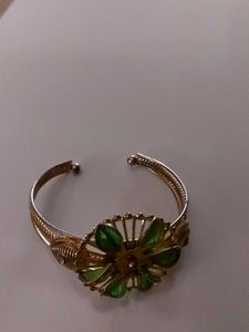 Golden And Green Colour Mixed Traditional Bangle