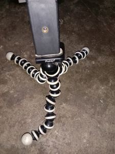 Tripode 1 Month Used