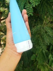 Dot &amp; Key ❤️ Bigger 🫐 Barrier Repair Facewash