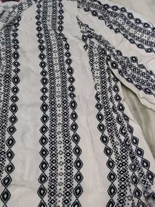 Patterned White Top