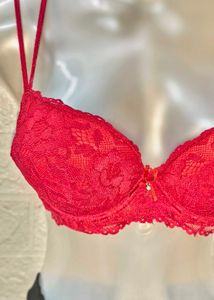 Tops &amp; Dresses For Rs 99 Only/ Push Up Bra 32 Inch