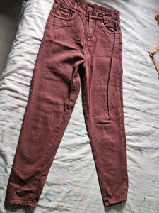 Brown Jeans Denim Material..high Waist And Mom Fit